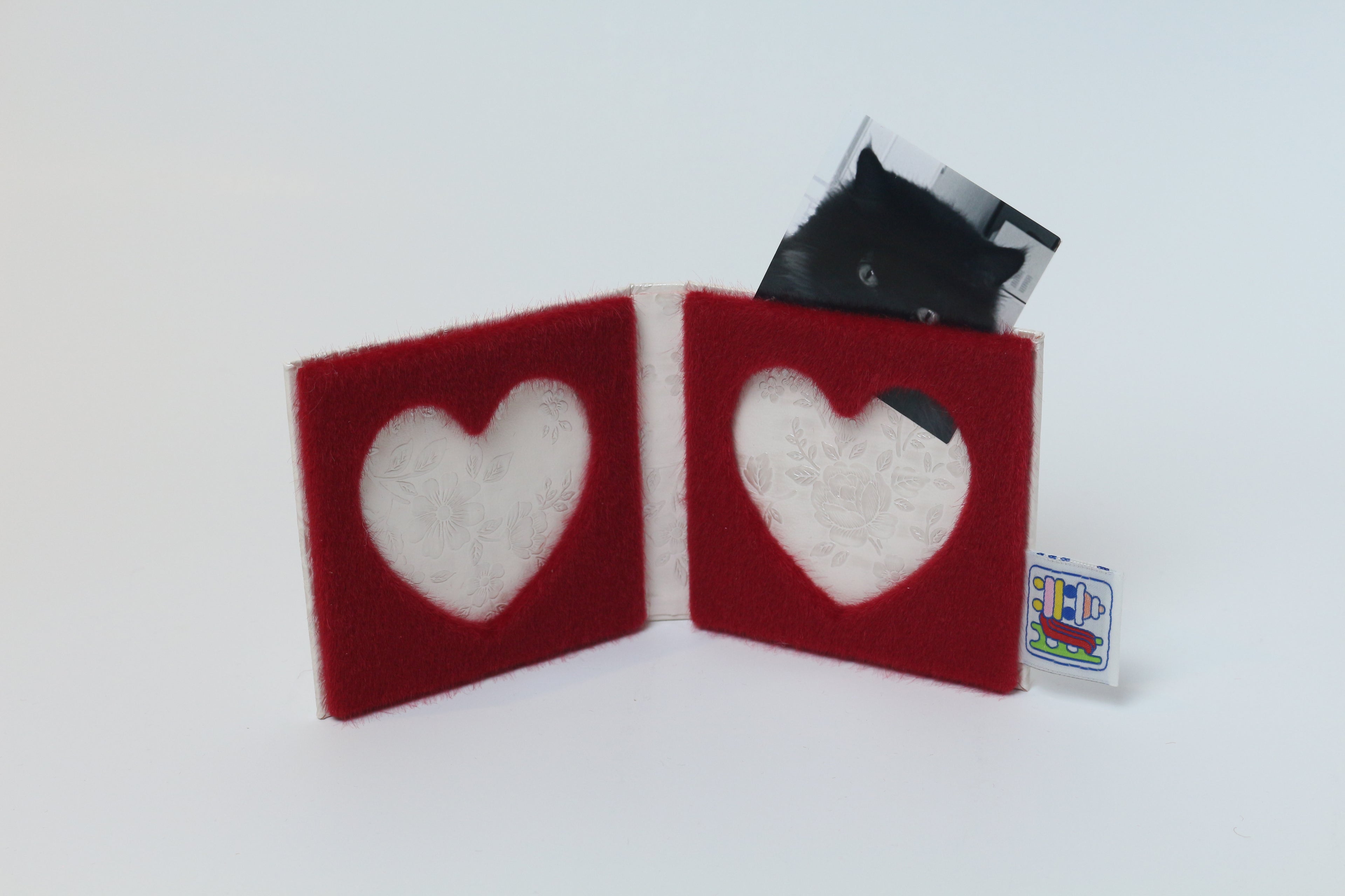 Heart Memory Holder 03
